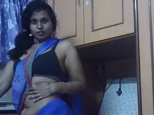 INDIAN BABE HORNY LILY SEX